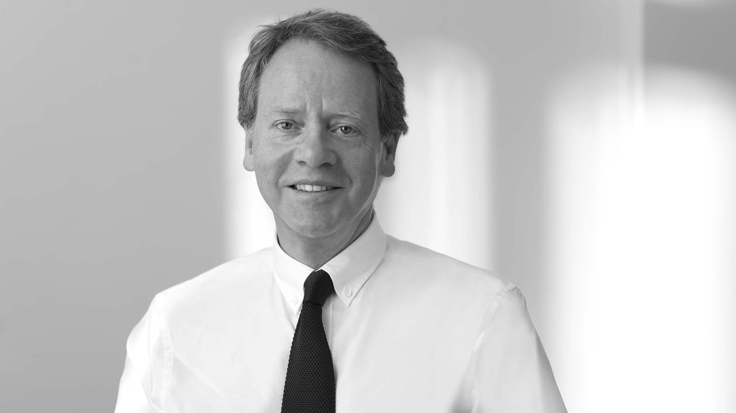 Julian Rowe-Jones, The Nose Clinic - London